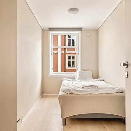 Center With Balcony Apartament Bergen